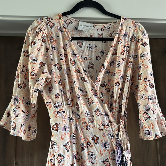 Hayden Floral Wrap Dress with ruffles! - Picture 5 of 16